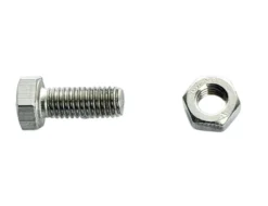 Skrue og mutter M6x15